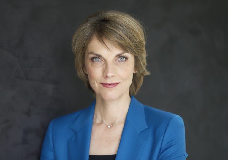 Marietta Slomka: Krankheit, Biografie und Vermögen