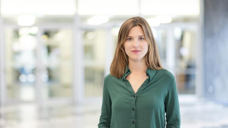 Mutige Journalistin Sophie von der Tann: Wikipedia Einflussreiche Berichterstattung