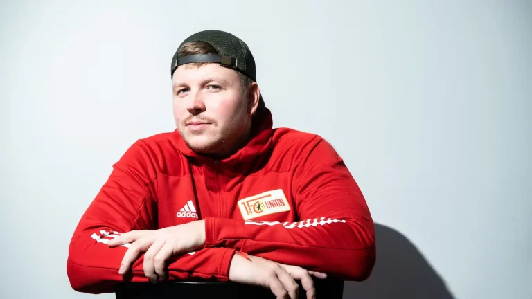 Finch Asozial: Größe, tägliche Routine, Ernährung und persönliche Details